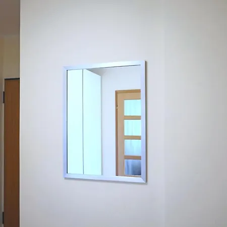 Simple - Bitwy Pod Plowcami By Oneapartments *